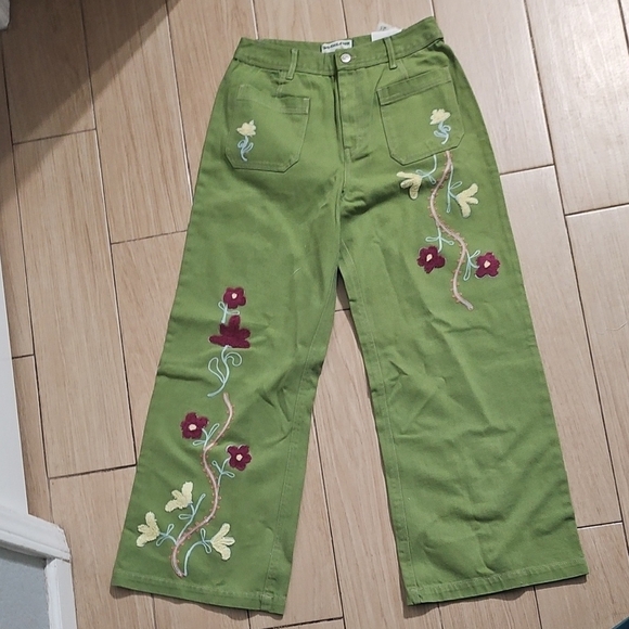 We The Free Summer Bloom Embroidered Jeans - Picture 4 of 6